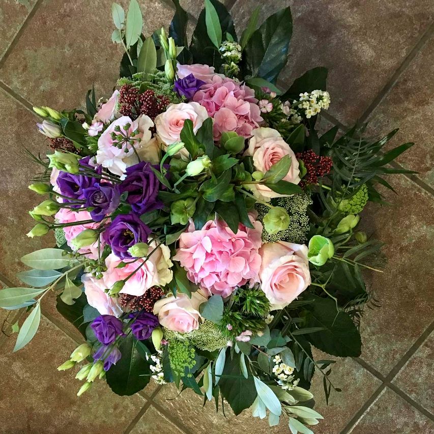 Bunter Blumenstrauß von Florist Nicky Judel aus Mulsum