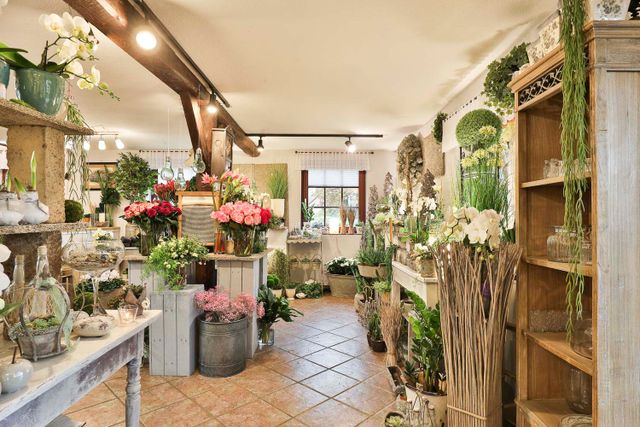 Dekoartikel und frische Blumen bei Florist Judel in Mulsum
