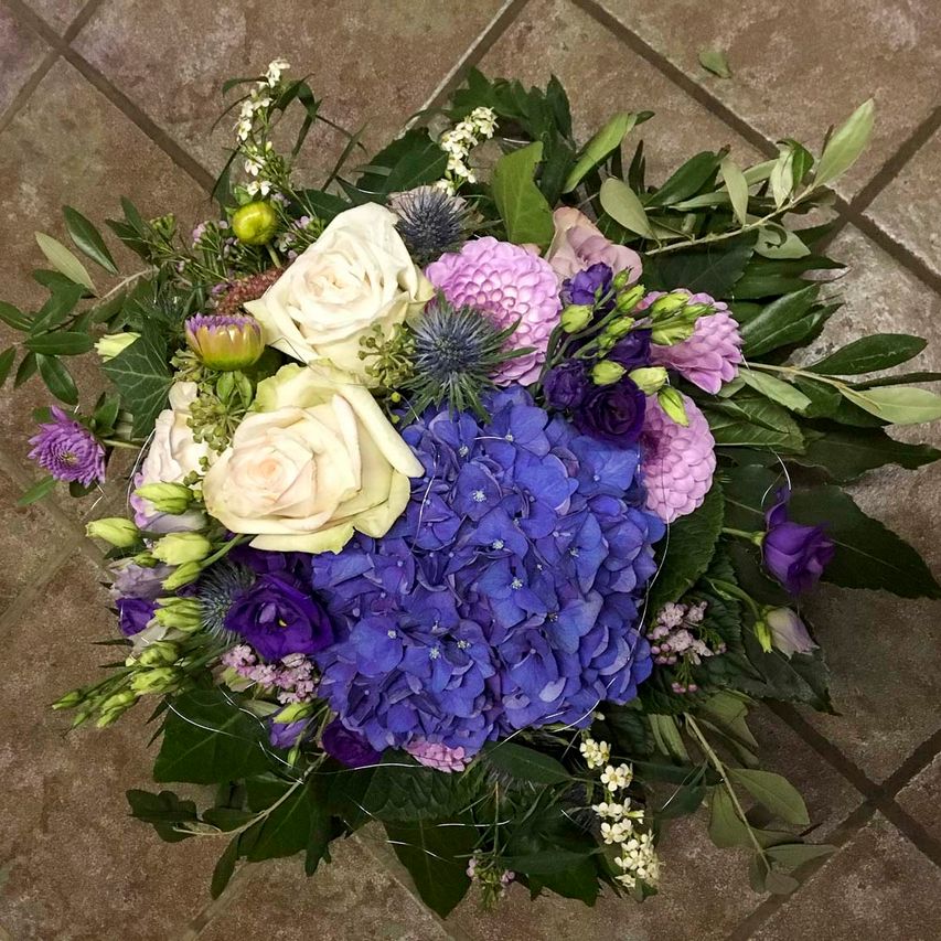 Bunter Blumenstrauß von Florist Nicky Judel aus Mulsum