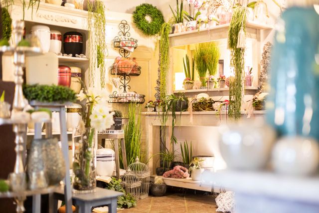 Dekoartikel und frische Blumen bei Florist Judel in Mulsum
